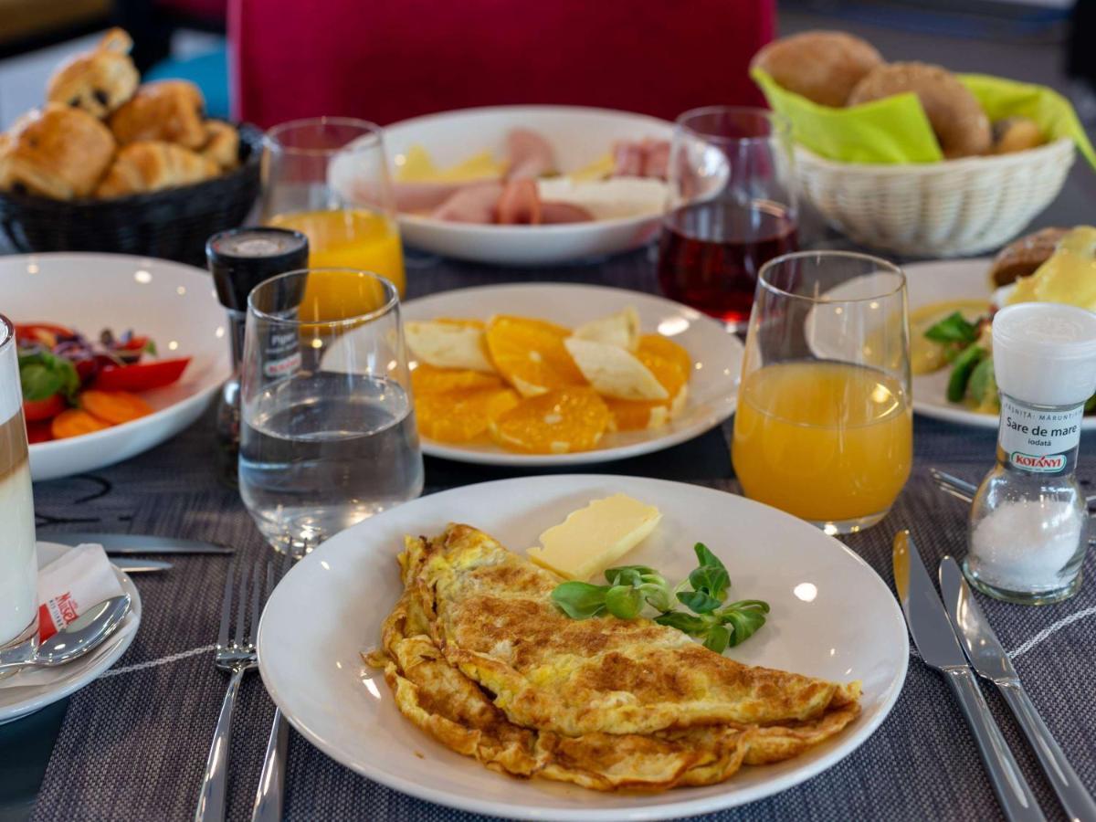 Ibis Styles Bucharest Airport Hotel 3*